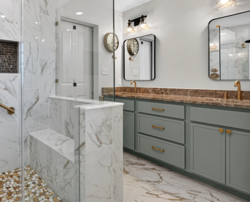 Bathroom cabinets in Mosslight with Slim Shaker doors