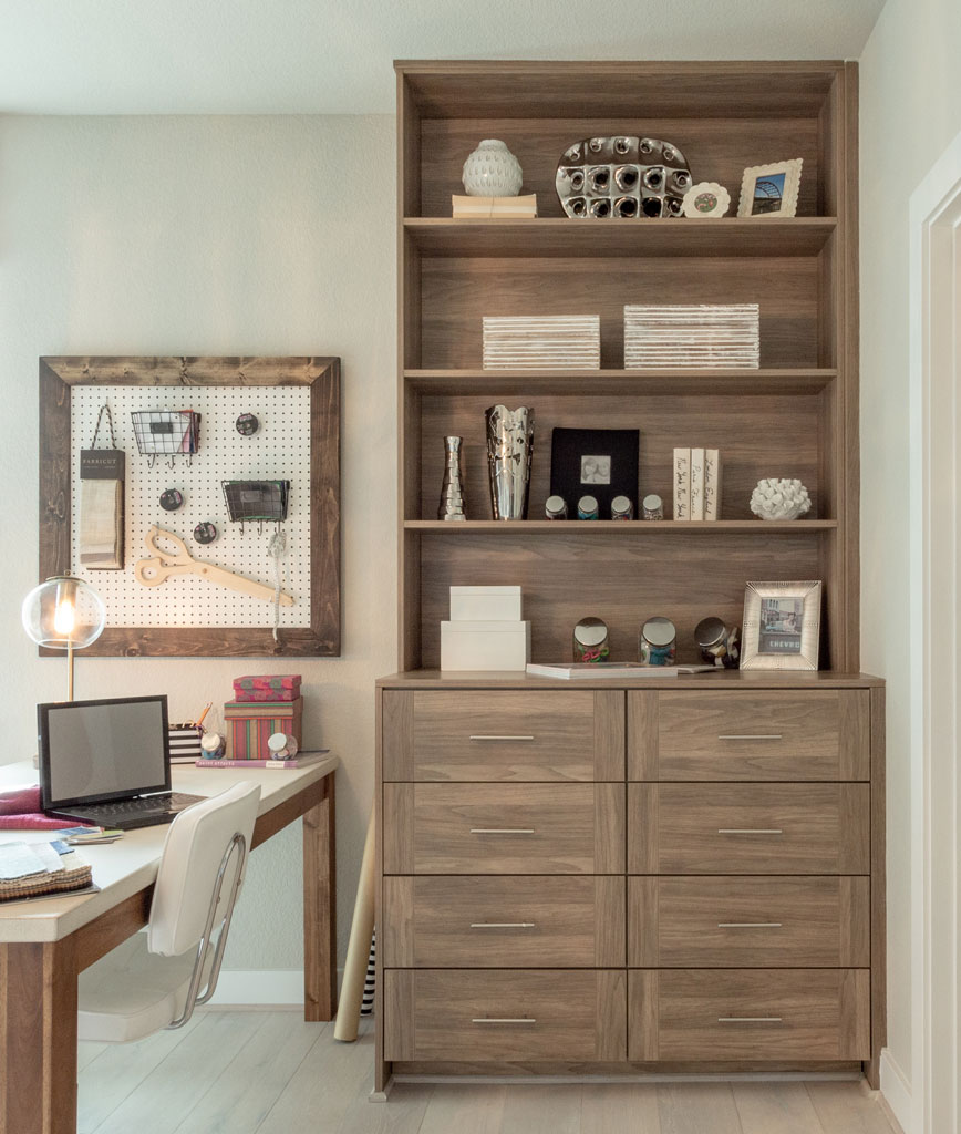 EVRGRN dresser with bookshelf with 3-piece drawer fronts