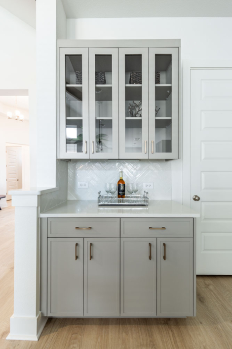 Kitchen hutch cabinet in Bristol with Shaker glass door uppers and Slim Shaker base cabinet doors