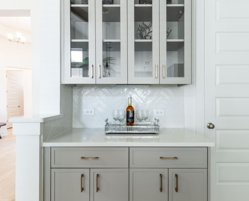 Kitchen hutch cabinet in Bristol with Shaker glass door uppers and Slim Shaker base cabinet doors