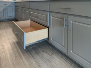 Kitchen Base cabinet with pot-pan pull full-extension drawers
