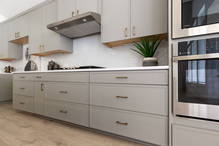 Kitchen base cabinets with Slim Shaker doors in Bristol gray